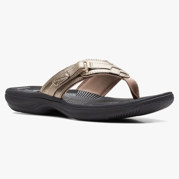 Clarks Shoes - Clark's Breeze Sea Flip-Flop Gold Limited Edition Women's Size 11M